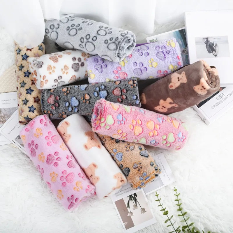 Soft Fleece Pet Blanket with Paw Print — Warm & Cozy Dog & Cat Sleeping Mat